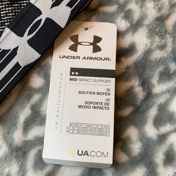 Under Armour UA HeatGear Mid Impact Sports Bra XS - Picture 8 of 12